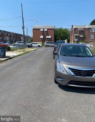 5306 Glenloch St, Philadelphia PA 19135-2718 exterior