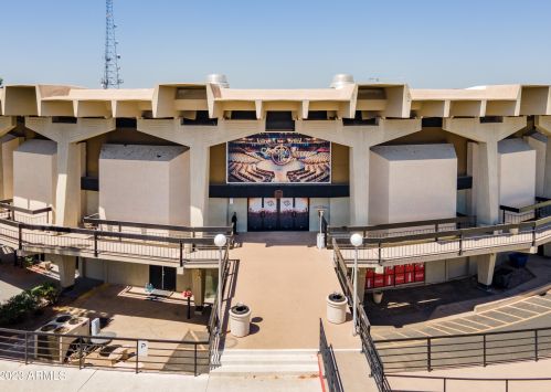 3334 Cambridge Ave, Phoenix AZ  85008-1216 exterior