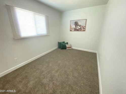 3017 81st Dr, Phoenix AZ  85033-4760 exterior