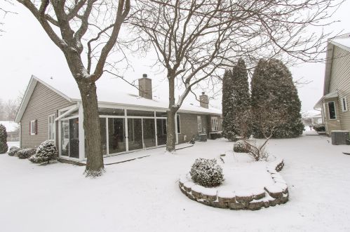 4517 Clayton Crst Ave, Milwaukee WI 53221-3732 exterior