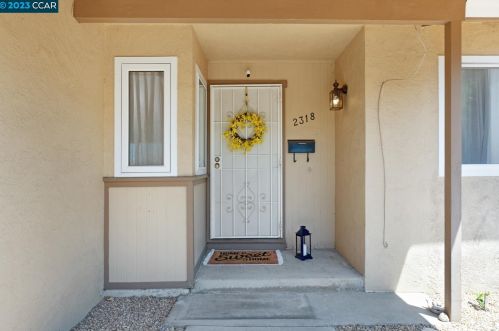 2318 Riverview Dr, Concord CA 94520-1326 exterior