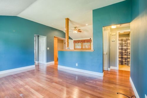 1146 Allen St, Springfield MA  01118-2530 exterior