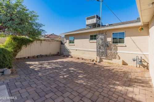 7025 22 Dr, Phoenix AZ 85023-2101 exterior