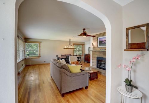 4510 Odana Rd, Madison WI  53711-1445 exterior