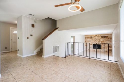 4319 Autumn Leaves Dr, Tampa FL  33624-1179 exterior