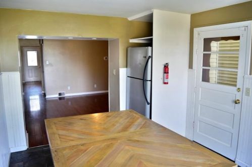 2505 Cobden St, Pittsburgh PA 15203-2717 exterior