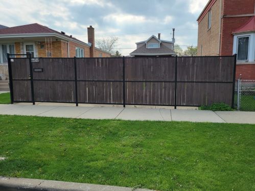 6432 Kilpatrick Ave, Chicago IL 60652-3085 exterior