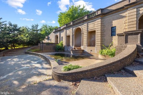 1444 Belmont St, Washington DC  20009-4007 exterior