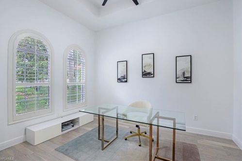 5576 Hammock Is Dr, Naples FL 34119-4695 exterior