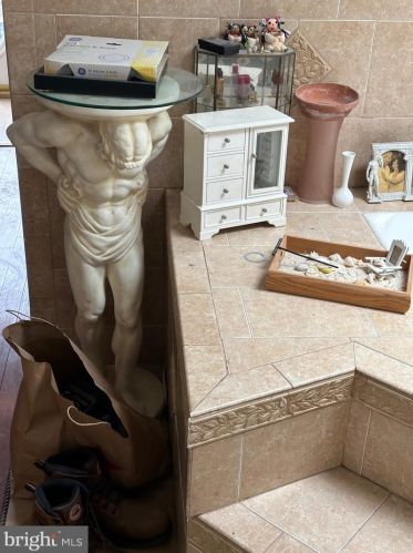 2160 Cumberland St, Philadelphia PA 19125-2245 exterior