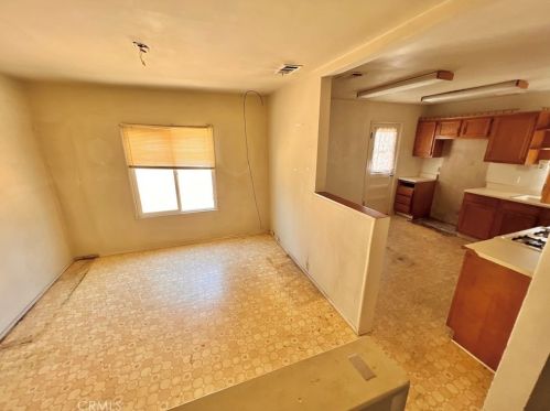 237 Edward Ave, Fullerton CA 92833-2807 exterior