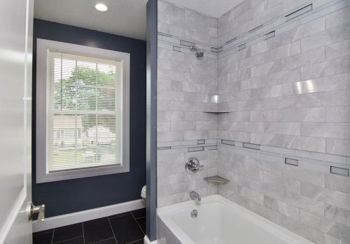 75 Rochford Cir, Springfield MA  01128-1024 exterior