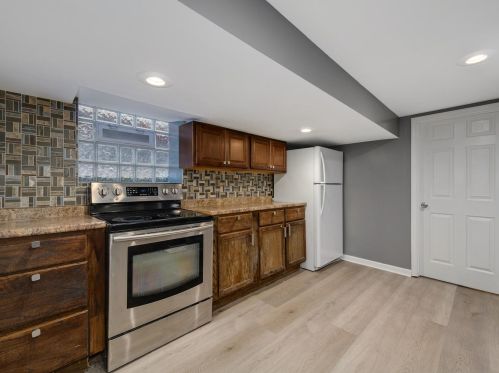 6411 Kedvale Ave, Chicago IL 60629-5108 exterior