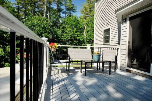 285 Elm St, Concord NH 03303-3322 exterior