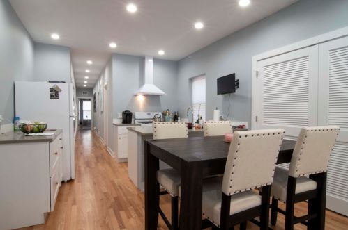 5601 Belmont Ave, Chicago, IL 60634-5302