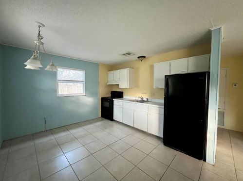 3258 7th St, Fort Pierce FL  34982-6325 exterior