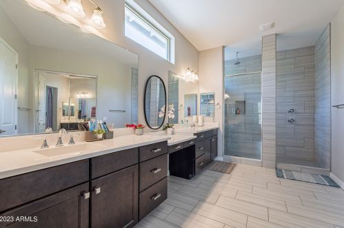 8603 16 Dr, Phoenix AZ 85041 exterior