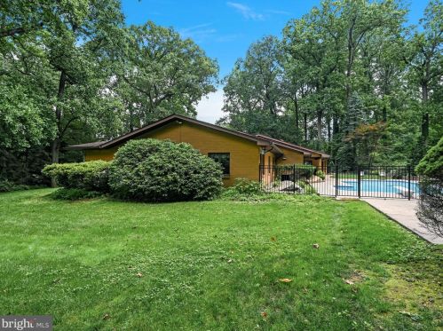 1716 Old Welsh Rd, Huntingdon Valley PA  19006-5838 exterior