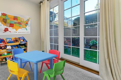 2219 Shakespeare Ave, Chicago IL 60647-3316 exterior