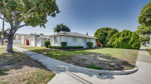 801 Courtney Ave, Fullerton, CA 92833-3653