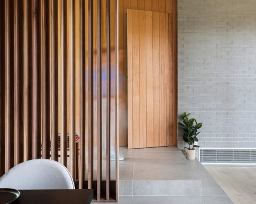 2721 Barton Skwy, Austin TX 78704-4647 exterior