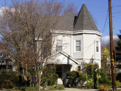 291 Tremont St, Newton, MA 02458-2113