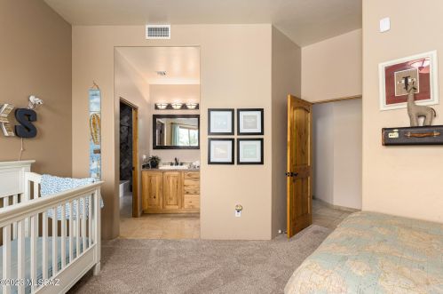 4421 Pontatoc Rd, Tucson AZ 85718-6750 exterior