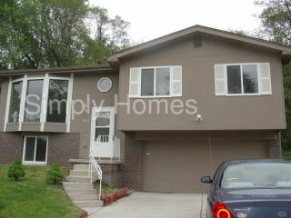 5068 Vernon Ave, Omaha NE  68104 exterior