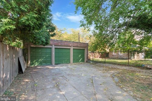 5911 Greene St, Philadelphia PA 19144-2540 exterior