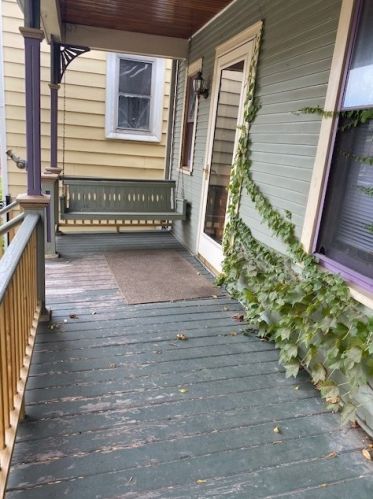 1841 Wellington Ave, Chicago IL  60657-4034 exterior