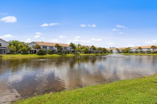 15518 Marcello Cir, Naples FL 34110-2839 exterior