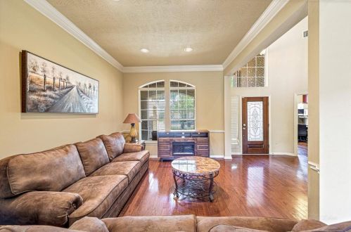 28203 Emerald Creek Ln, Fulshear TX 77441-2031 exterior