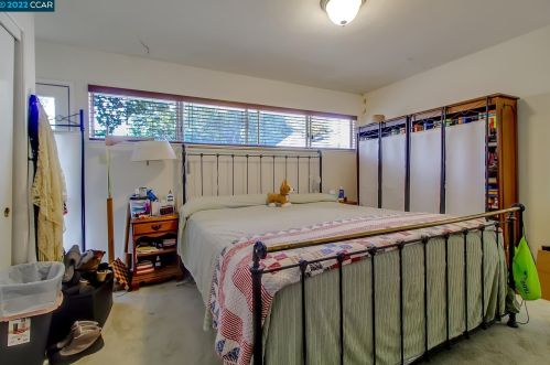 1961 Ardith Dr, Concord CA 94523-2826 exterior