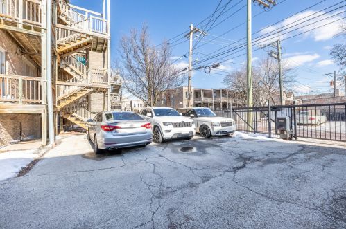 755 Independence Blvd, Chicago IL 60624-4284 exterior