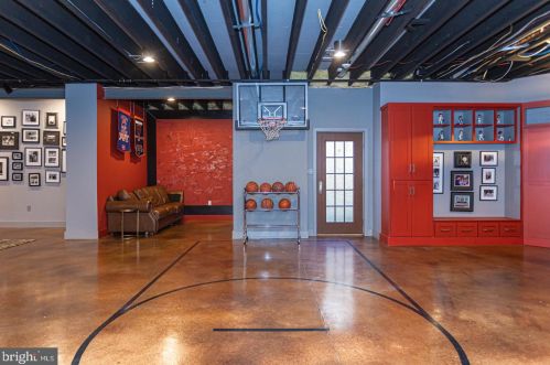 1593 Wrightstown Rd, Upper Makefield PA 18940-2814 exterior