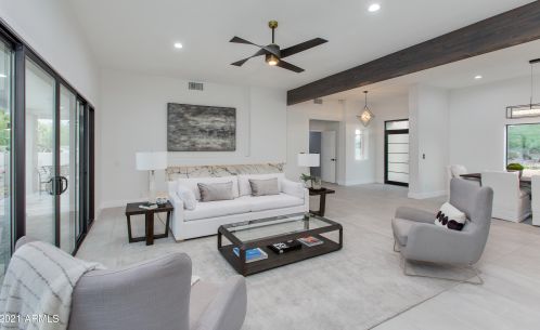 9919 47th Pl, Phoenix AZ  85028-4242 exterior