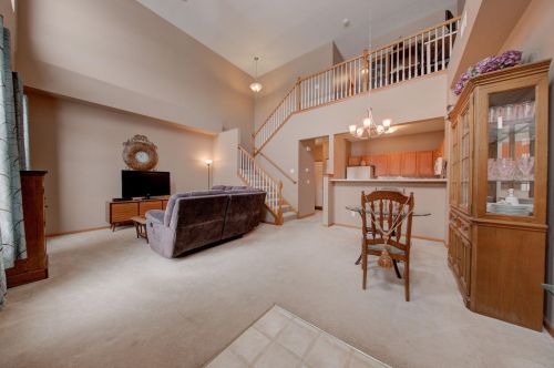 664 Providence Dr, Prior Lake, MN 55379-4536