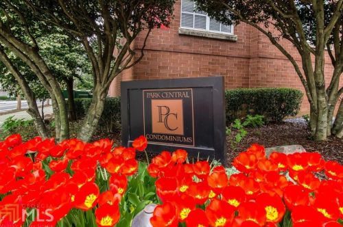 1101 Juniper St, Atlanta GA 30309-7664 exterior