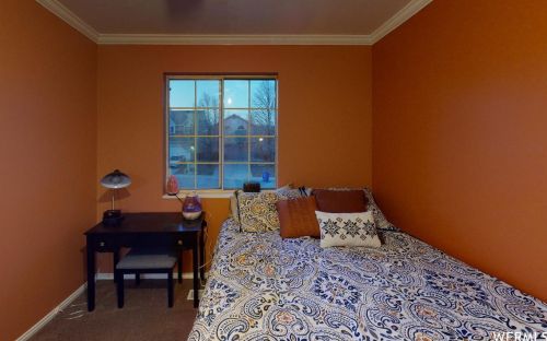 5229 Crus Corvi Rd, Taylorsville UT 84081-5214 exterior