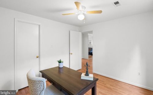 1633 Hugo Cir, Silver Spring MD 20906-5922 exterior