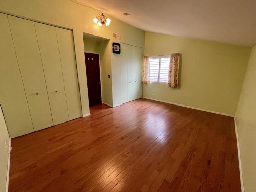 8941 70, Milwaukee WI 53223-2151 exterior