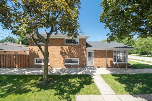 6360 Kedvale Ave, Chicago IL  60629-5016 exterior