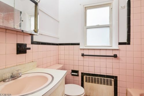 108 22nd Ave, Paterson NJ 07513-1136 exterior