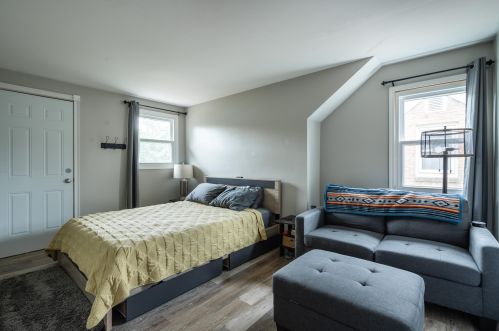 214 80th St, Milwaukee WI  53214-1419 exterior