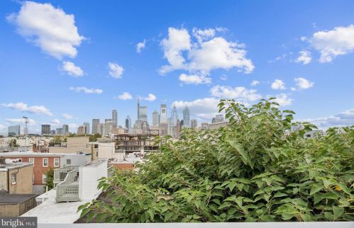 1741 Annin St, Philadelphia PA 19146-3007 exterior