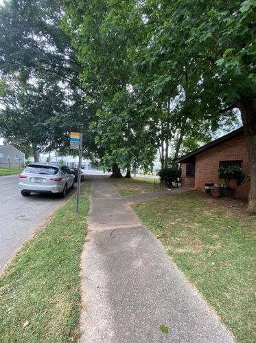 1076 Donnelly Ave, Atlanta GA 30310-3353 exterior