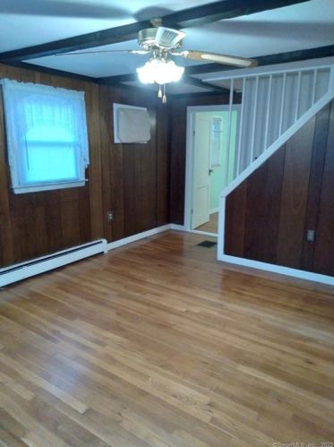 56 Cottage St, Killingly CT 06239-3026 exterior