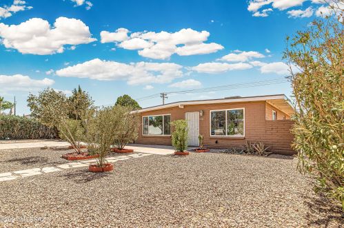 2152 Calle Polar, Tucson, AZ 85710-5659