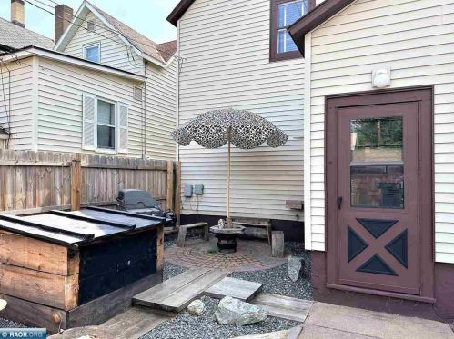 1 Conan St, Ely MN 55731-1238 exterior