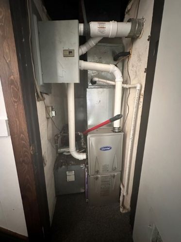 107 Poplargrove St, Pittsburgh PA 15210-3913 exterior